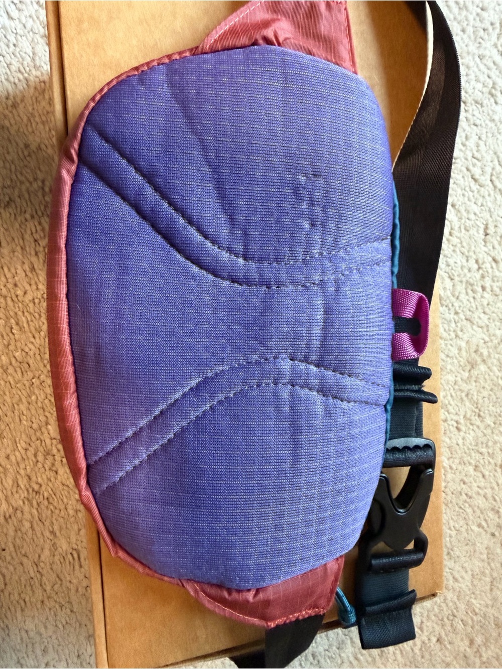 Patagonia Ultralight Black Hole Hip Pack - Picture 2 of 4
